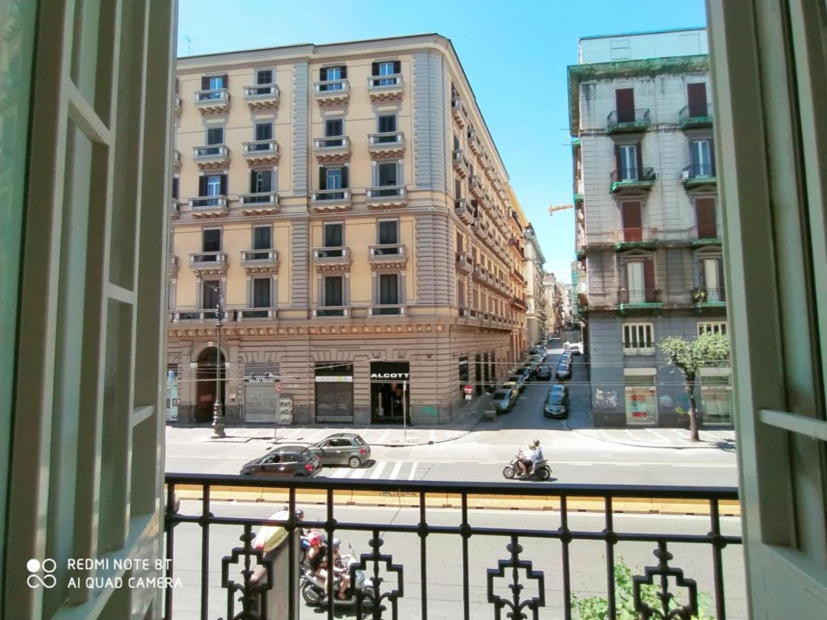 La Casa Di Halley Hotel Naples Exterior photo