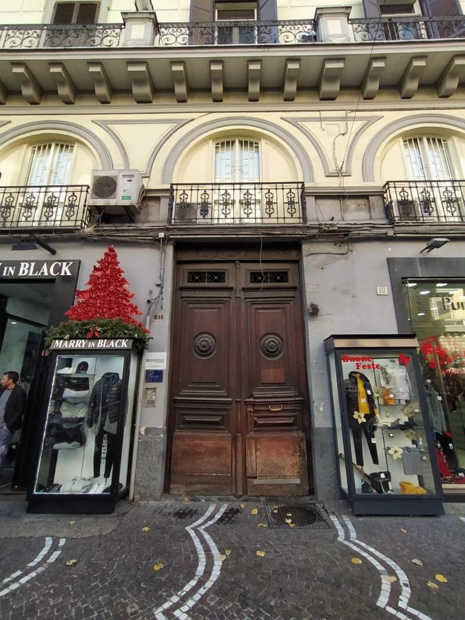 La Casa Di Halley Hotel Naples Exterior photo